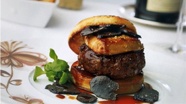 Najskuplji hamburger na svijetu: Cijena mu je šokantna, a sastojci najluksuzniji ikada