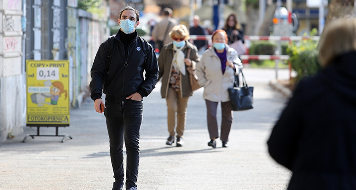 Stručnjaci objasnili zašto i kada trebate nositi maske i na otvorenom