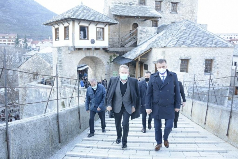 izetbegovic