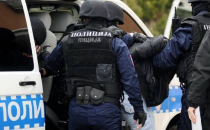 sinoć