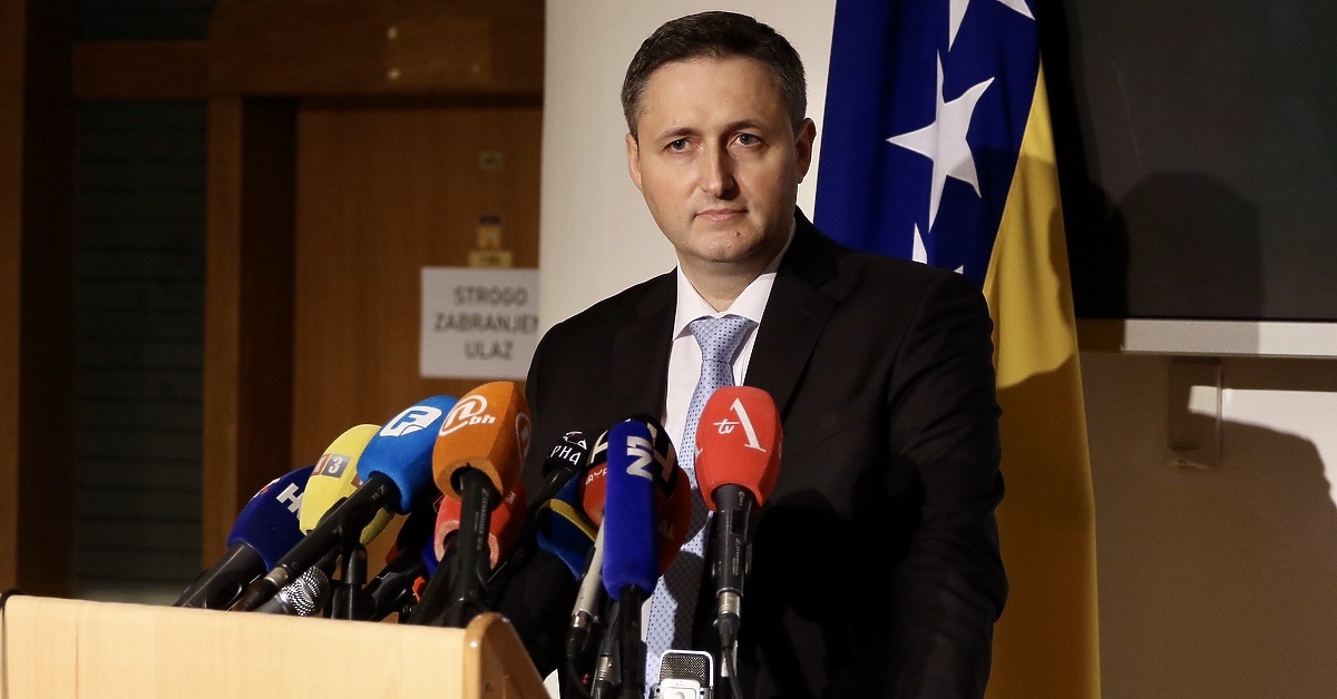 denis bećirović