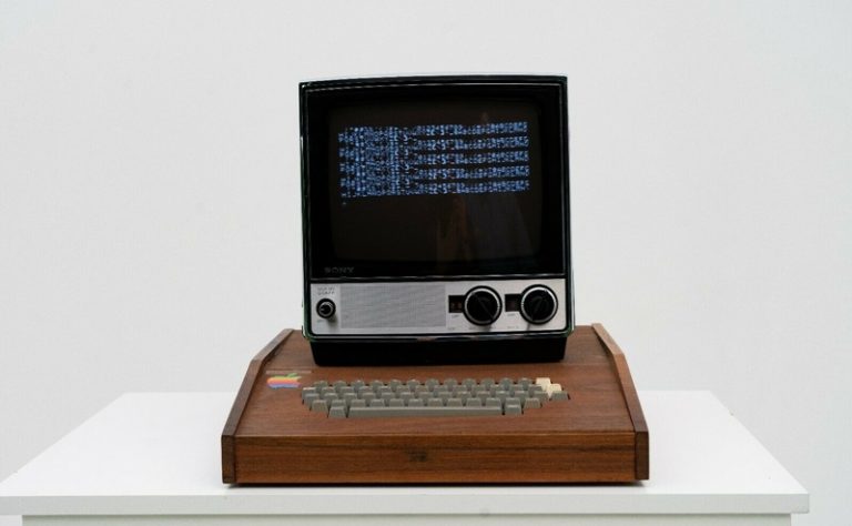 apple