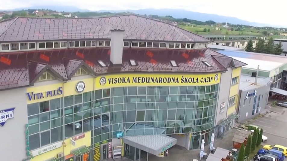 škola