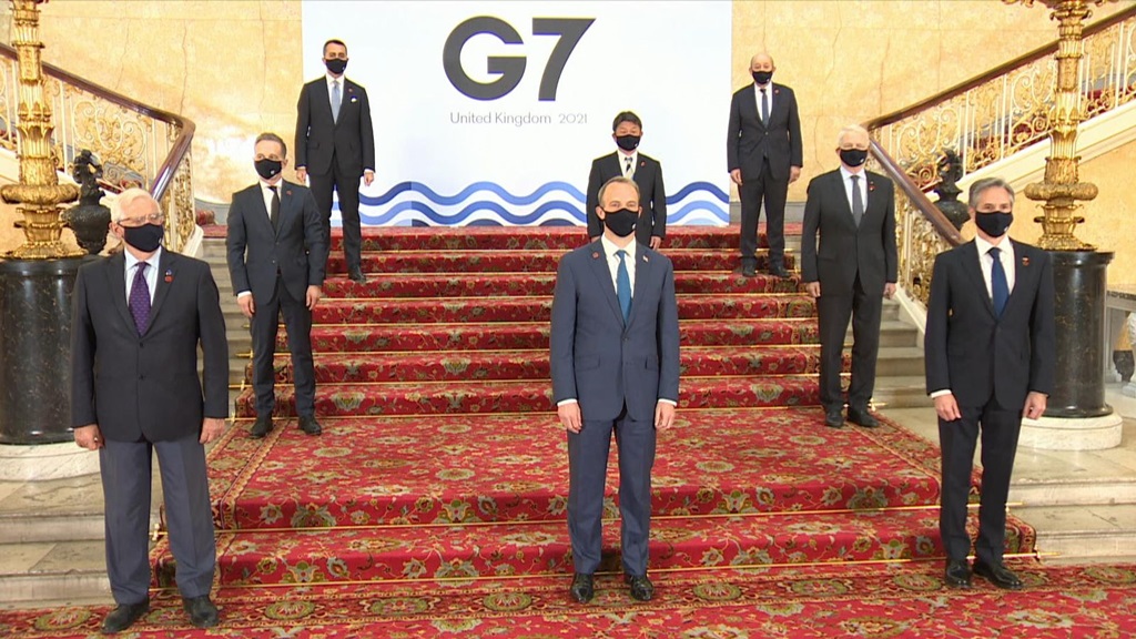 g7