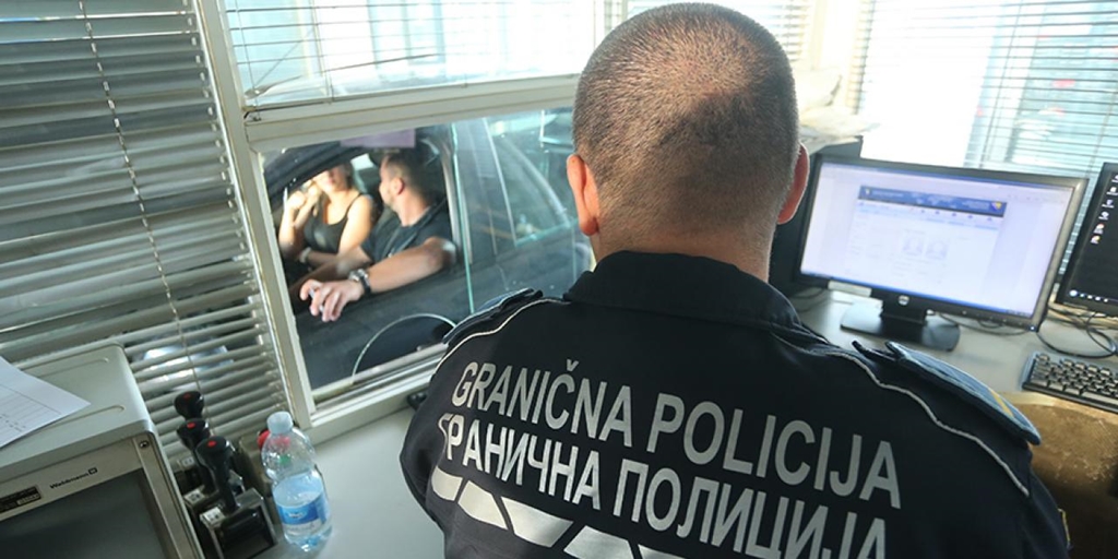 policija