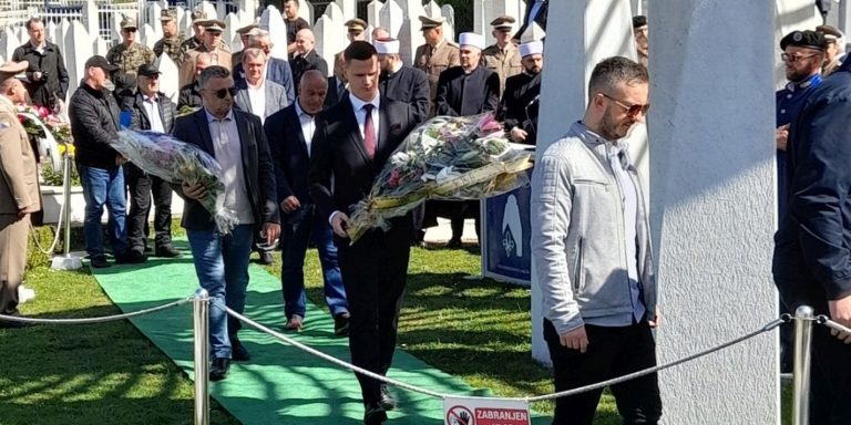 armije