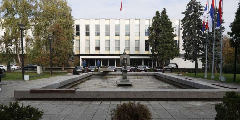 danas