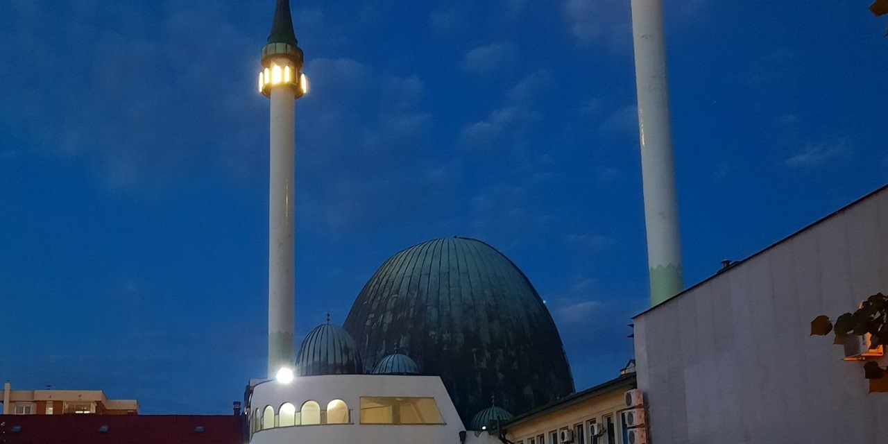 noć