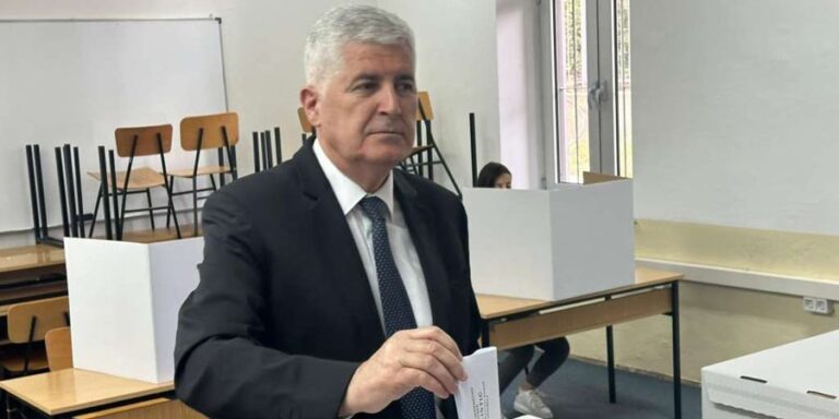 čović