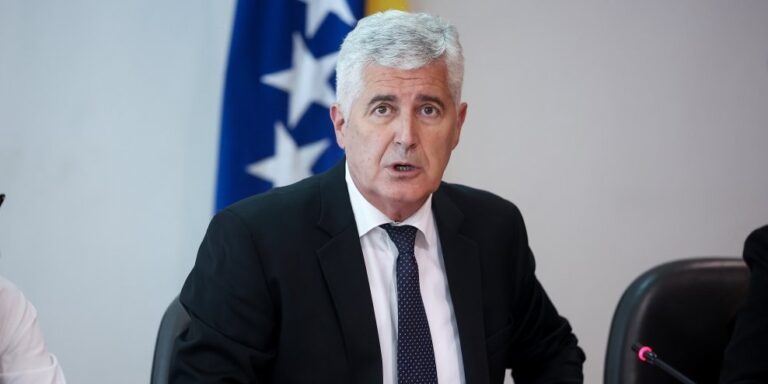 čović